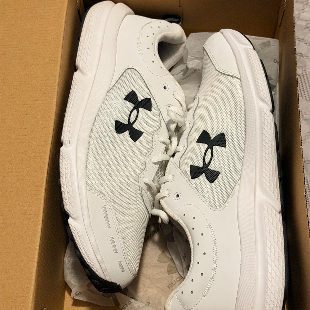 Under Armour Charged Assert 10 White Sneakers